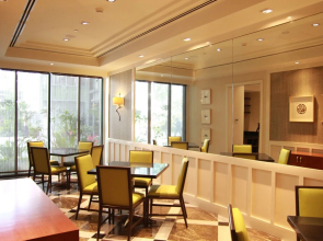 Aruga By Rockwell Hotel