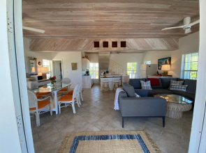 Rocks Retreat