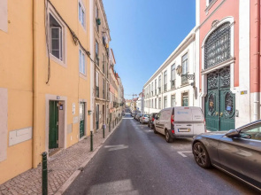 GuestReady - Bright and cozy studio in the heart of Lisbon!