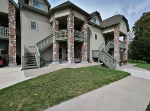 Unit 109 2 Bdrm/ 2 BA