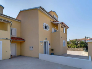 Apartments Karin