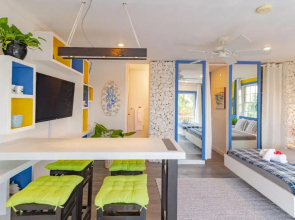 Viking Hill Oceanfront Hostel & Resort