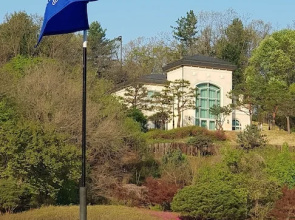 Crystal Valley CC Golden Village