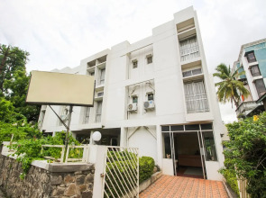 OYO 15198 Hotel Ranjeet