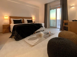 Calistus Mykonos