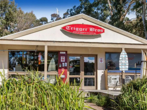 Point Leo Beach House - Point Leo