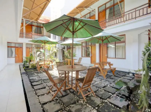 Oyo 3850 Bali Kepundung Hotel