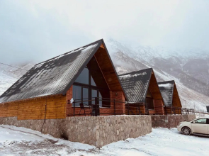 Kera cottages kazbegi