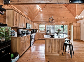 Lake Forest Luxury Log Cabins