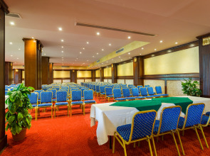 Le Jardin Aqua Park Resort