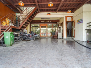 Fabexpress Elegant Residency