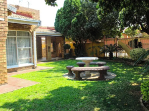 Mosele wa Pula Guesthouse