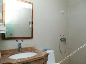 Lijin Express Hostel