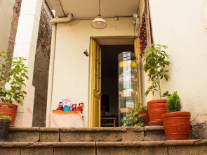 La Chola Hostel