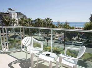 Kleopatra Blue Hawaii Hotel