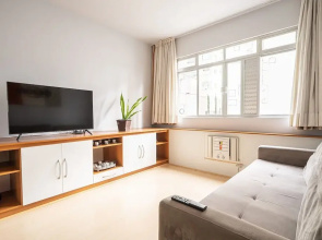 Well Equipped apt in BC Center 300m fr/ sea Ecp055