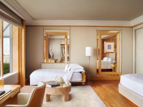 The Ritz-Carlton, Millenia Singapore