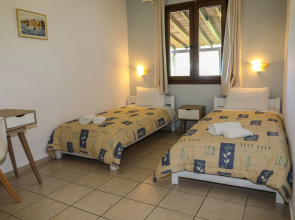 Sunset Studios & Apartments