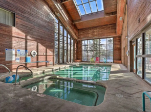 Ski-in/ski-out Brian Head Condo w/ Pool Access!