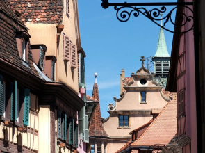 Colmar: Contemporary Apartment, 800 m From the Centre