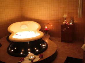 Golden Tulip Khatt Springs Resort & Spa