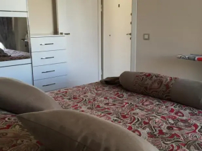 Golden Life Apartment
