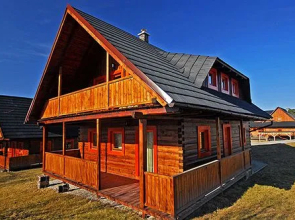 Aplend Magura Village