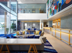 Holiday Inn Express Bangkok Sathorn by IHG