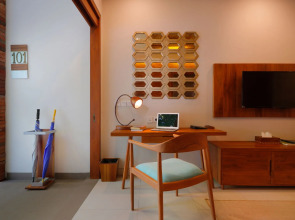 Sagara Candidasa by AHM