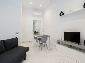 The Urban Nest White and Grey by Wonderful Italy