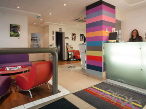 Hotel Paris La Fayette