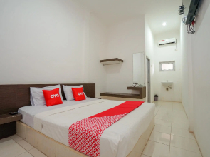 OYO 1868 Penginapan Sekip