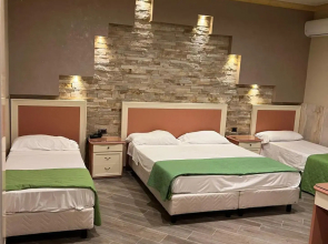 Hotel Iris