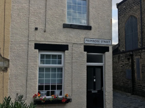 Darlington, Chuch End Town House With 2 Bedrooms