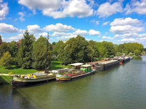 Bateau péniche au coeur de Lille