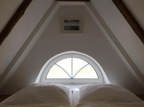 Hotel Nige Hus