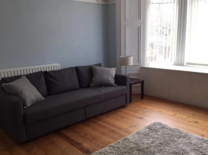 Tynemouth Beach Apartment - 2 min walk to beach