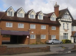 Elmhurst Hotel