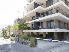 YalaRent Migdalor Apartments with Sea Views