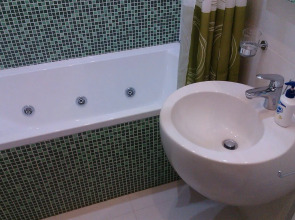 Апартаменты UKR Apartments