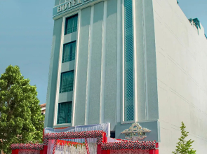 Hotel Hira Inn