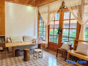 Guiyu Homestay (Zhaoxing Dong Village Scenic Area)