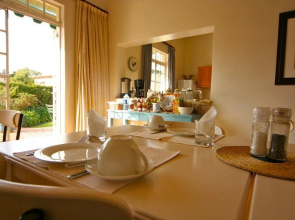 Melville Manor Guest House
