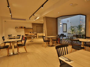 Ivy Hotel - Adults Only