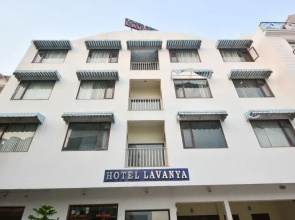 Oyo 32424 Hotel Lavanya