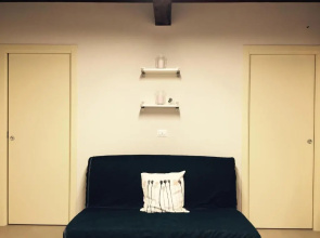 Niki O. Apartments