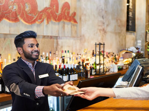 DoubleTree by Hilton Hotel Melbourne - Flinders Street