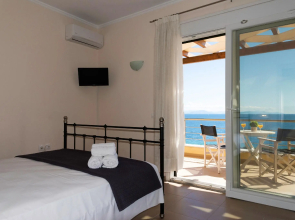 Corfu Sea View Villa - Sequoia