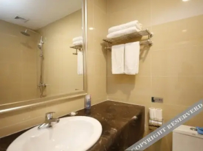 Daludao Deyue Hotel(东港新海大酒店)