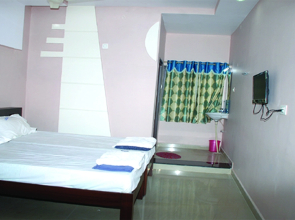 I-Roomz Naga Mayuri